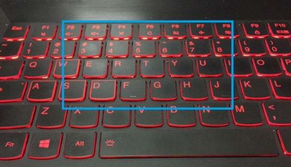 y7000p键盘灯调颜色图片